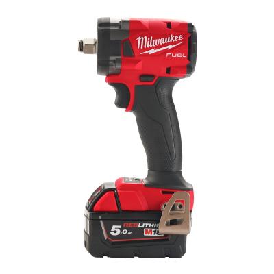 Аккумуляторный гайковерт Milwaukee M18 FIW2F12-502X