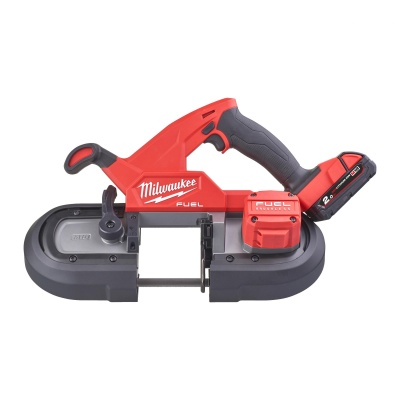 Компактная ленточная пила Milwaukee M18FBS85-202C